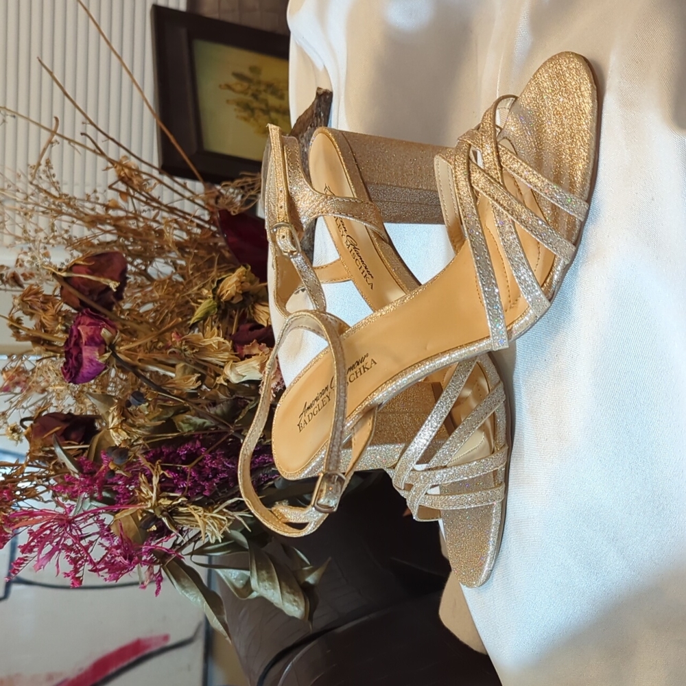 Badgley Mischka American Glamour in Gold